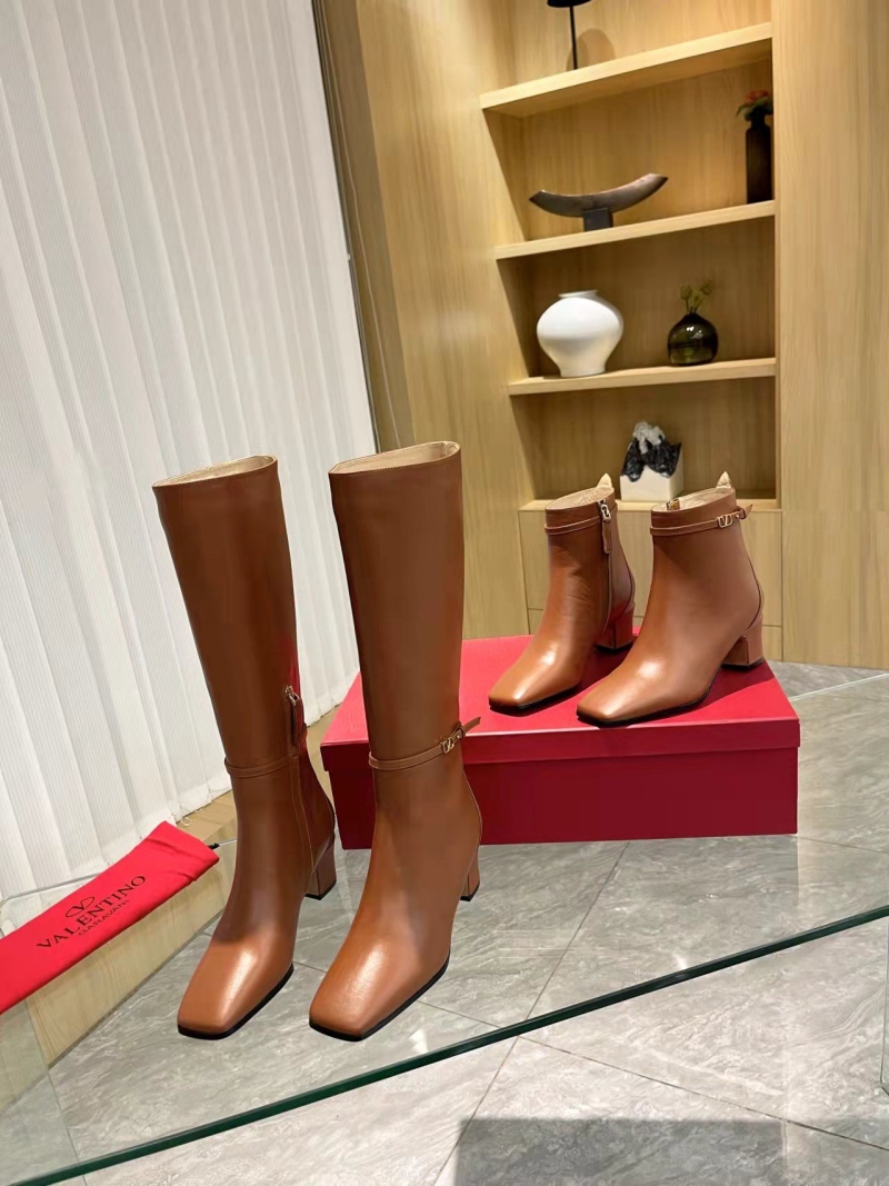 Va1e*ntin0 boots